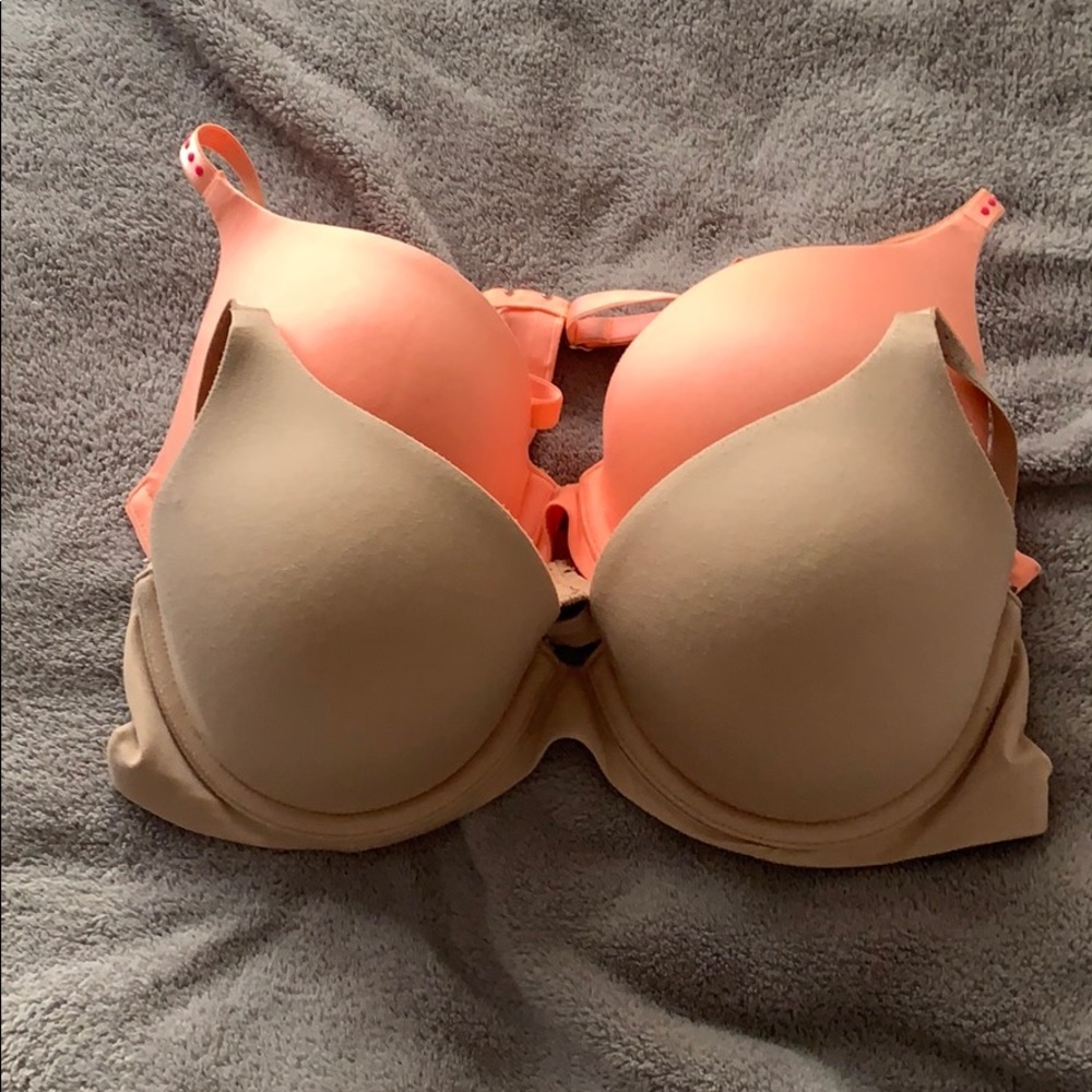 2 soft T-shirt bras